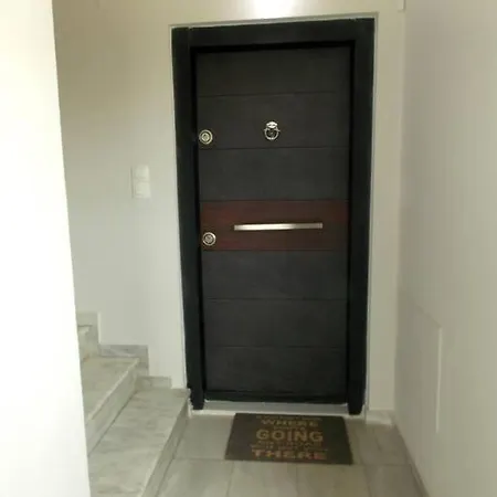 Alena Apartmán *